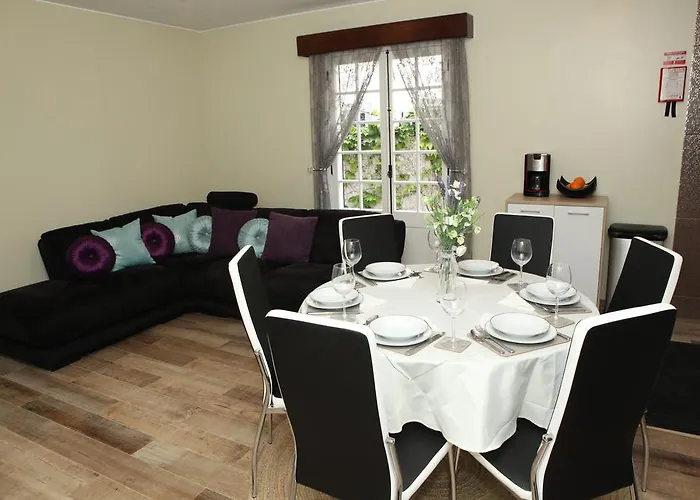 Tulip Tree 펜션 푼샬